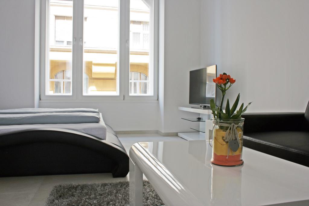 In The City Budapest Apartments Экстерьер фото