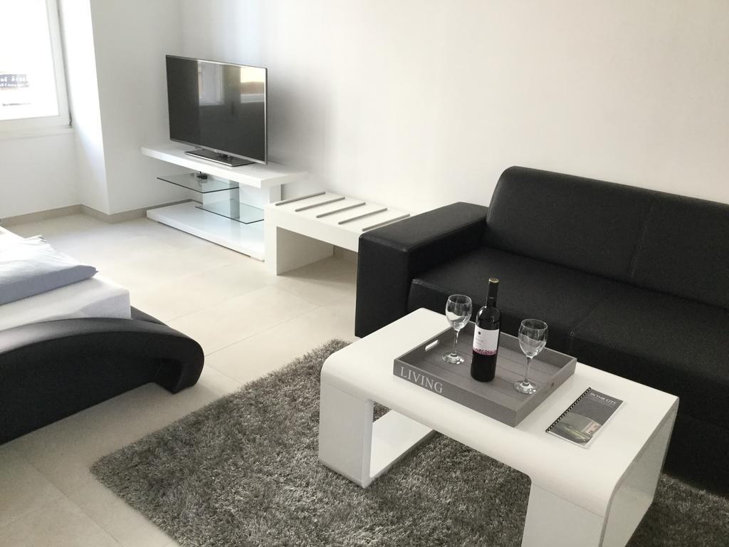 In The City Budapest Apartments Экстерьер фото